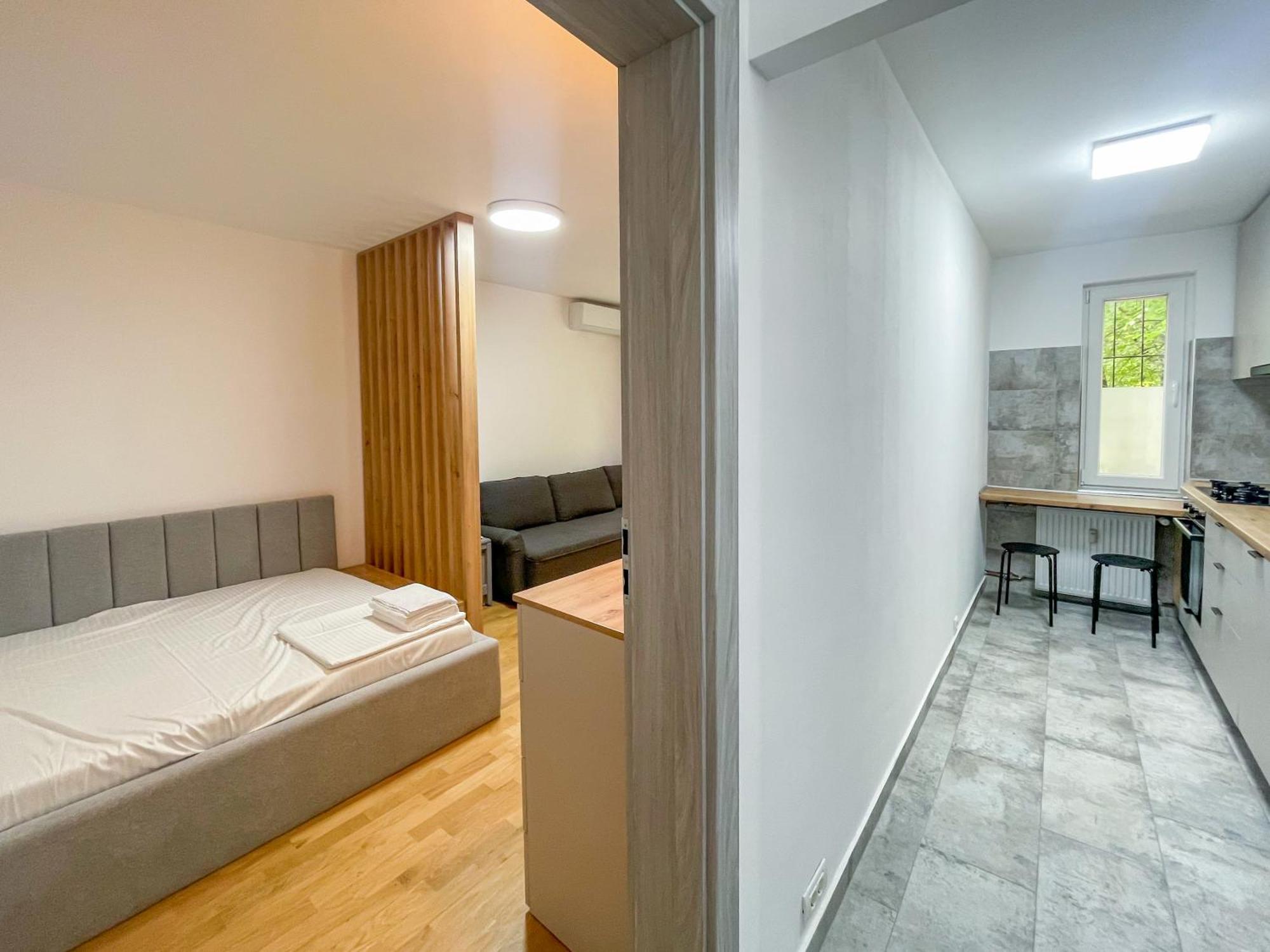 National Arena Mega Mall Mirina Studio Bukarest Eksteriør billede